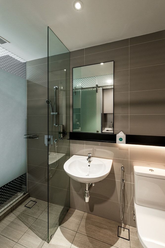 undefined Komune Living 5