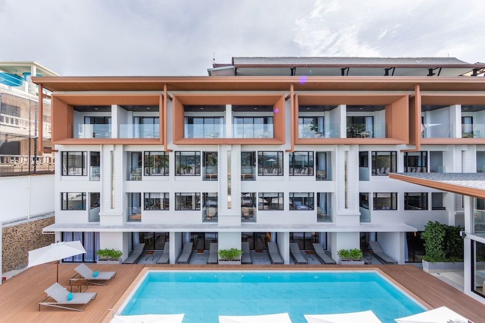 undefined LIV Hotel Phuket Patong Beachfront 7