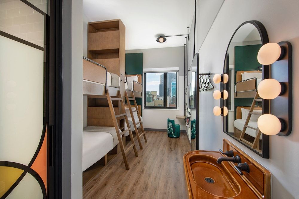 Moxy NYC Lower East Side Room, Multiple Beds 3