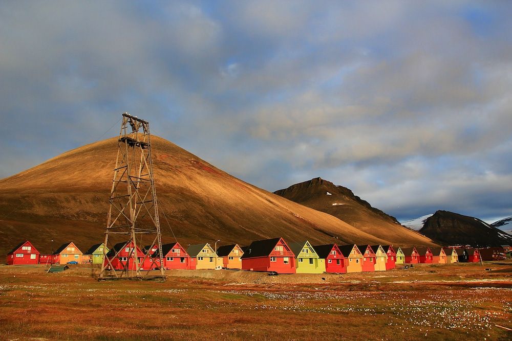 undefined Svalbard Hotell - The Vault 5
