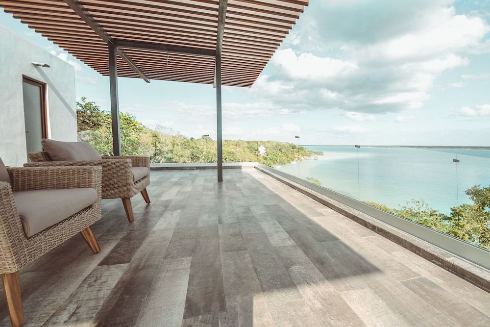 MBH Maya Bacalar Hotel Boutique Deluxe Suite, Jetted Tub 7