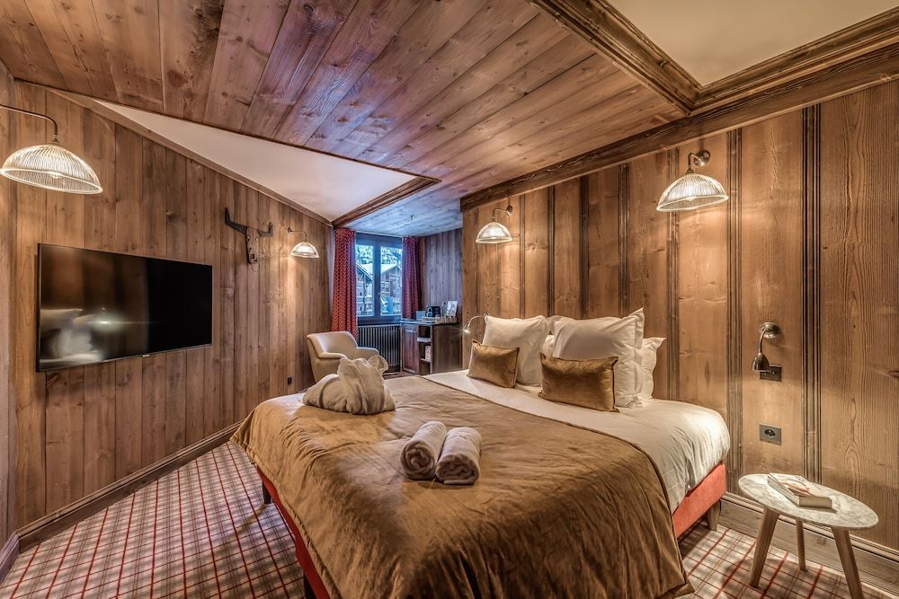 Quintuple room