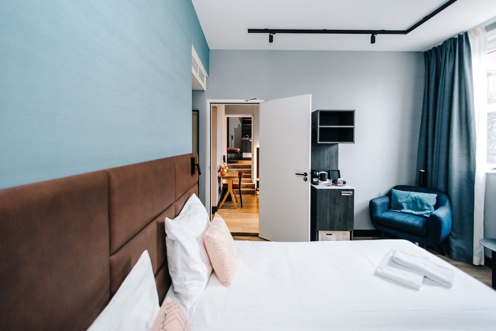 Amsterdam Beach Hotel Connecting Rooms 2