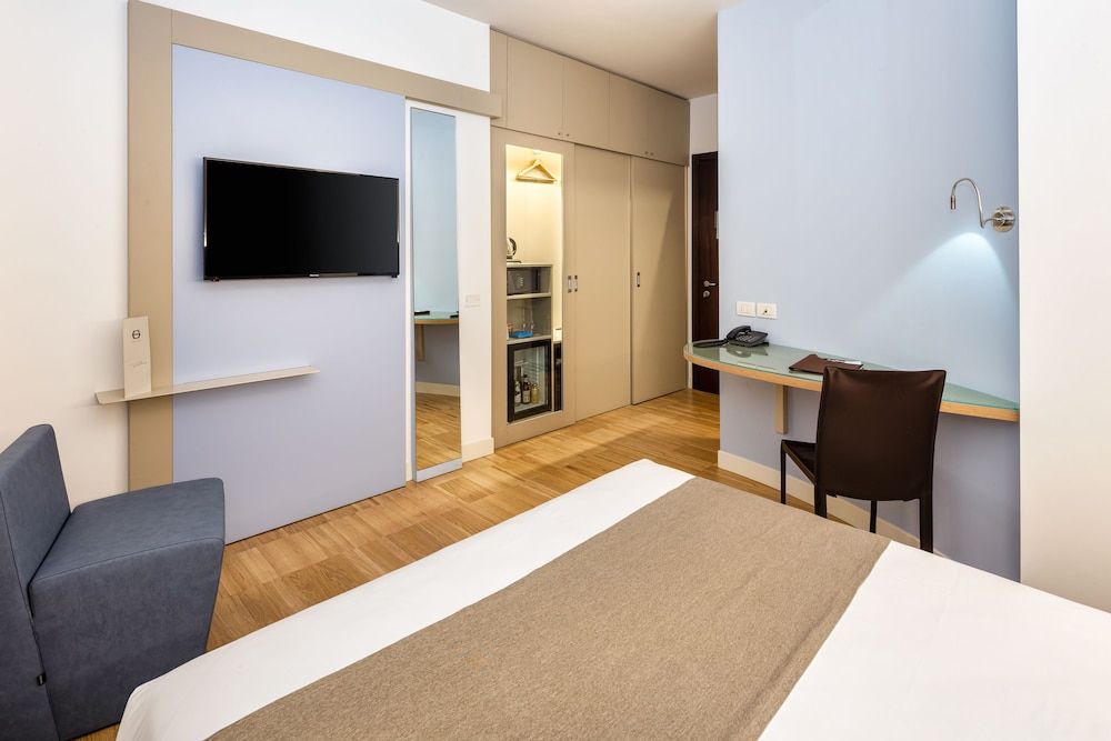 GHV Hotel Double Room (Premiere) 4