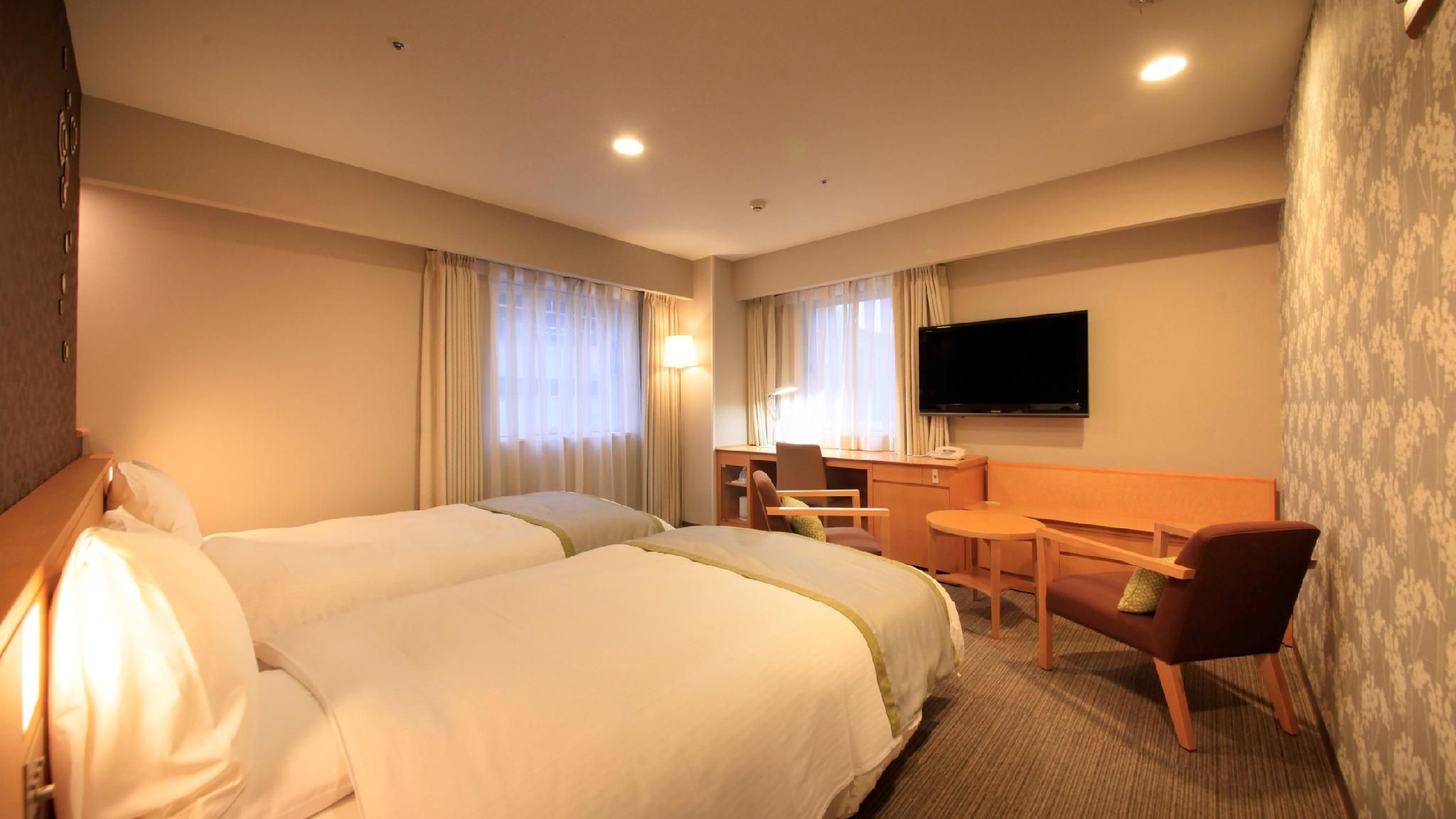 Smoking Hollywood Twin for 1 person Relax in a spacious bed