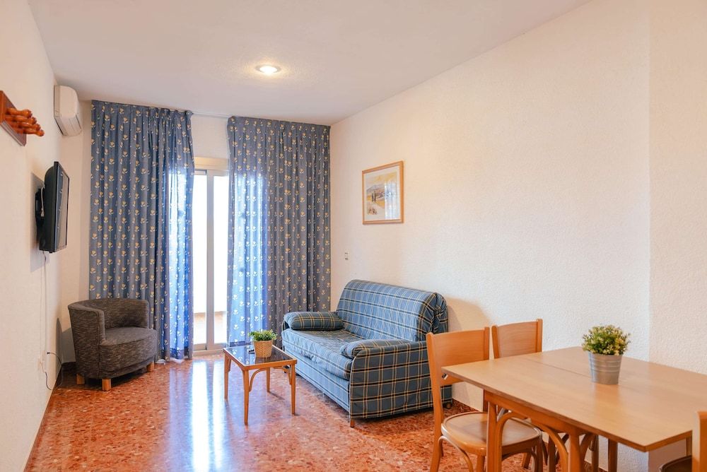 Port Europa Hotel Apartment, 1 Bedroom, Balcony, Lake View (XL, 2 Adults) 5