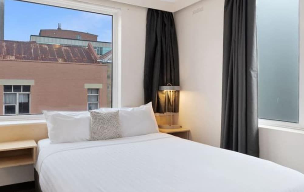 Allurity Hotel Standard Twin Room 2