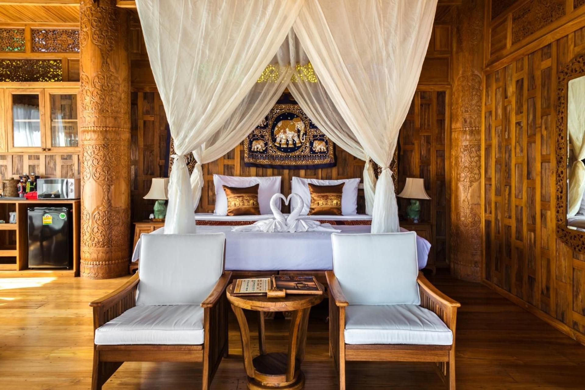 Free Private Yoga Class 60 Minutes - Deluxe Pool Suite