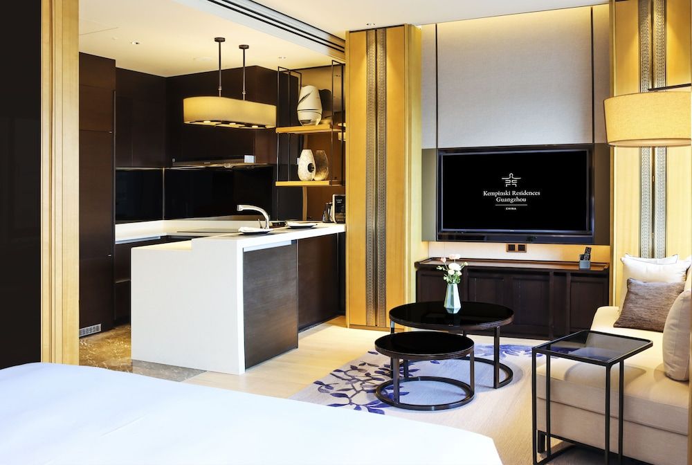 Kempinski Residences Guangzhou - Free shuttle between hotel and Exhibition Center during Canton Fair & Exhibitor registration Counter Room (Superior King) 5