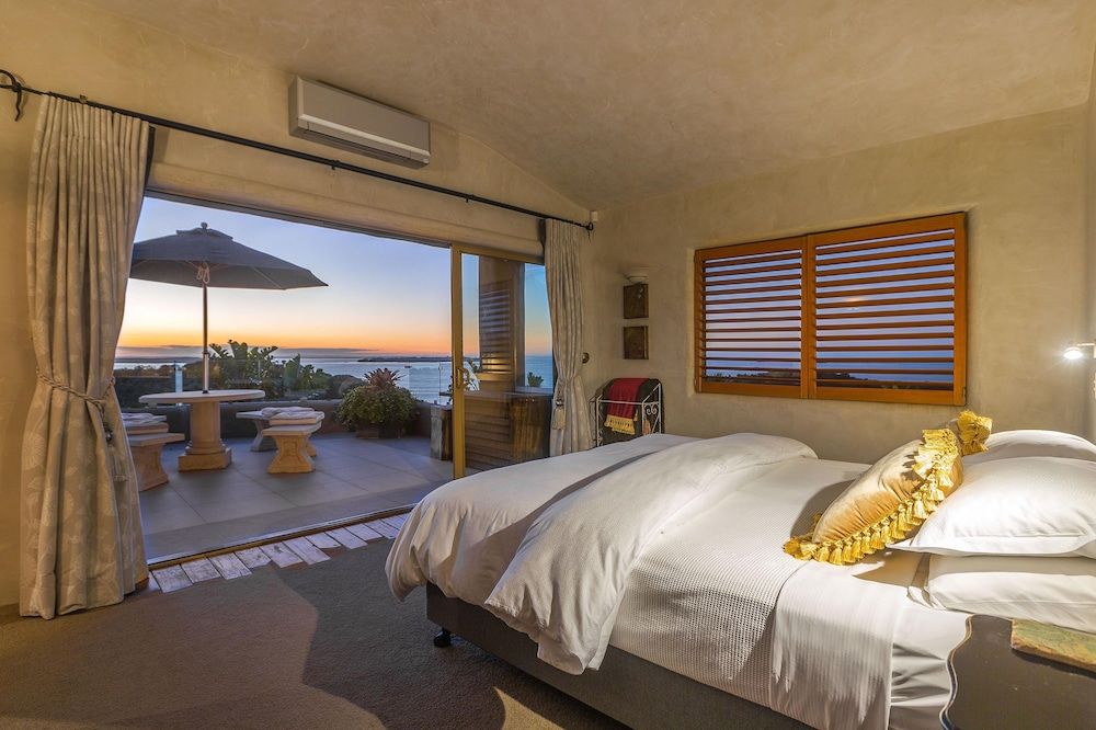 Luxury Two Bedroom Apartment