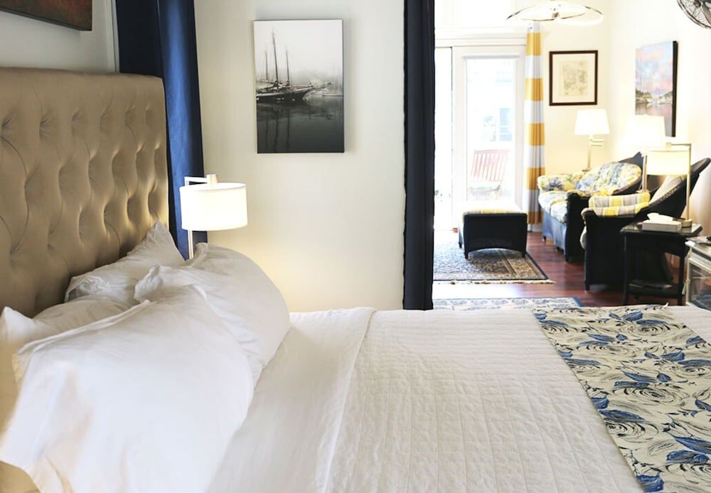 8 Tannery Suite, Red Door, 1st Floor, 1 King Bed, No Pets