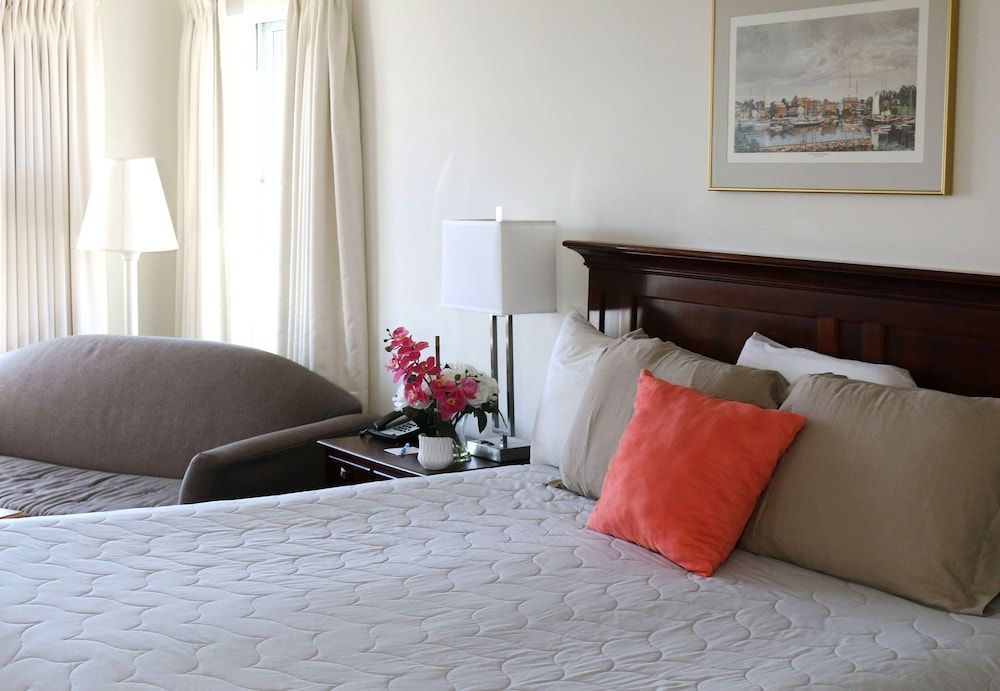 2 Queen Beds, 2nd Floor, ADA, No Pets