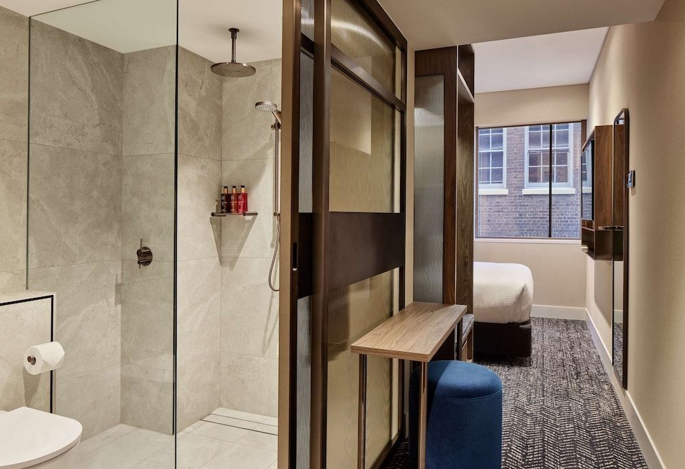 Aiden by Best Western Darling Harbour Standard Room, 1 Queen Bed, Non Smoking 7