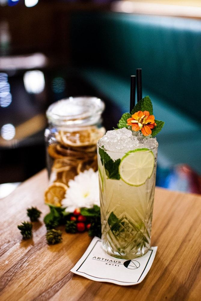 undefined Arthaus Hotel 7