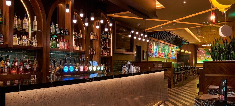 undefined Arthaus Hotel 8