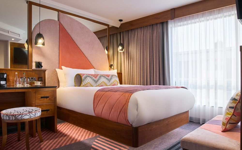 undefined Arthaus Hotel 2