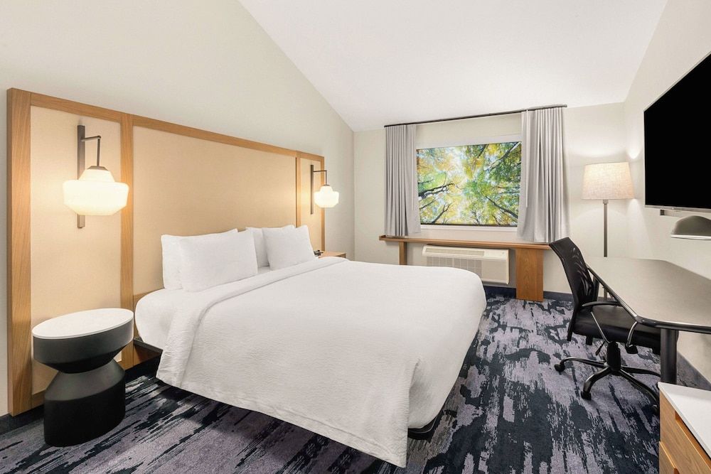 undefined Fairfield Inn & Suites by Marriott Seattle Downtown/Seattle Center 6