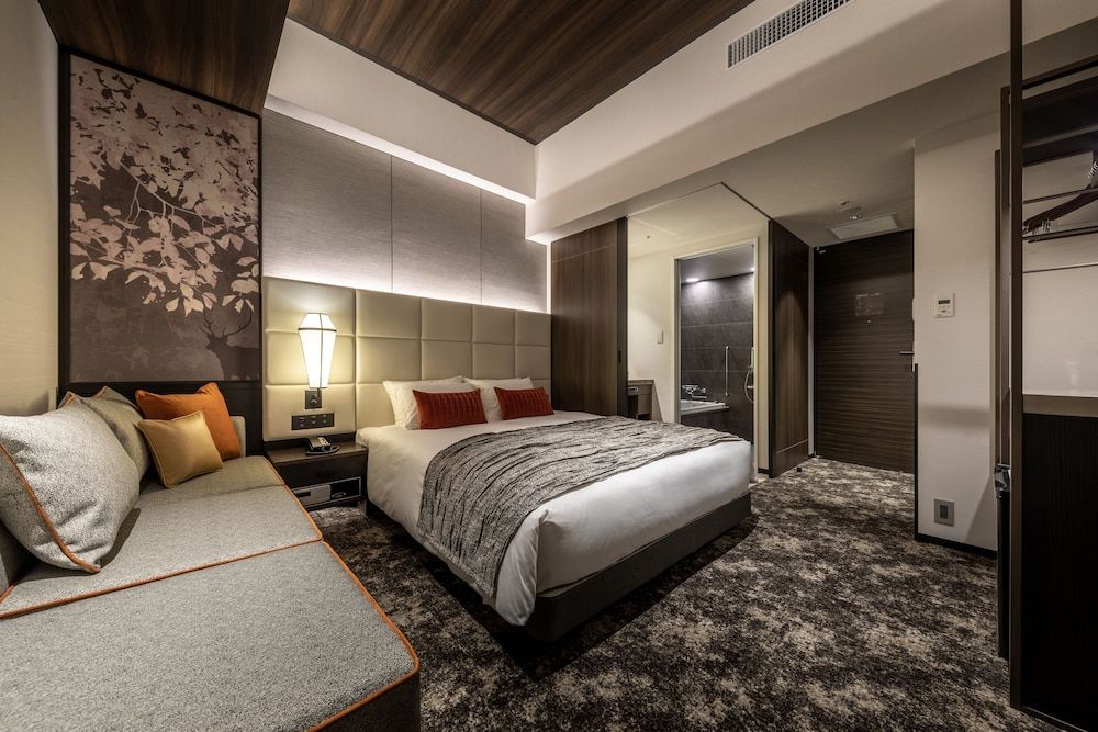 Solaria Nishitetsu Hotel Sapporo Superior Double Room 2