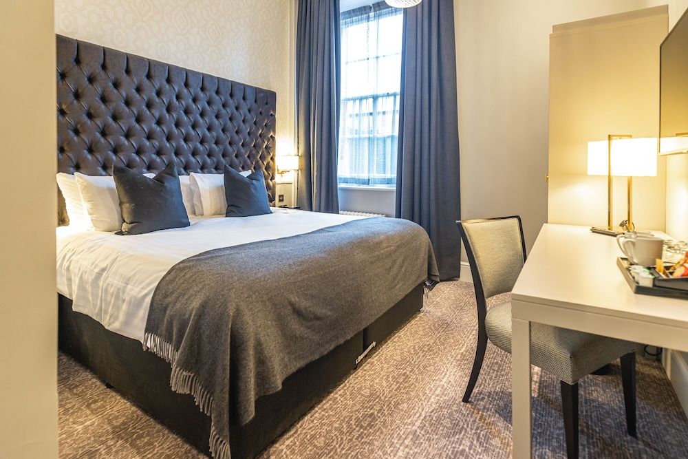 Easthampstead Park Double Room (Mansion House)