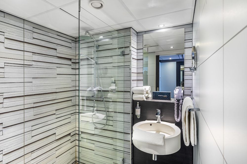 Postillion Hotel Deventer Standard Room 4