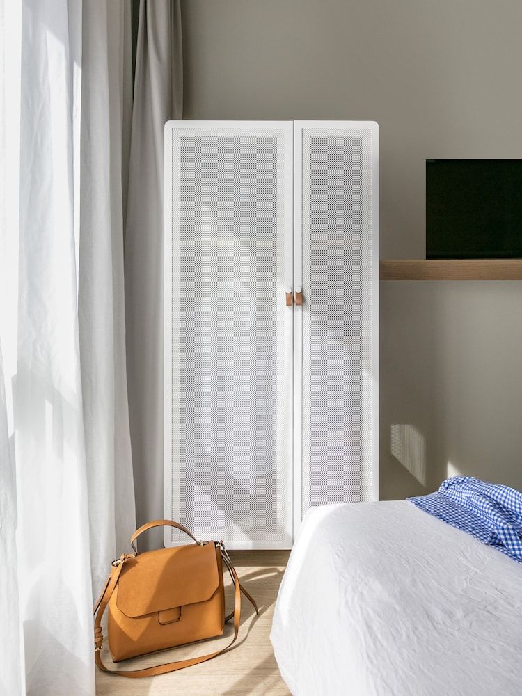 OKKO Hotels Toulon Centre Classic Room - including snacks & drinks self service in the Lounge Club 2