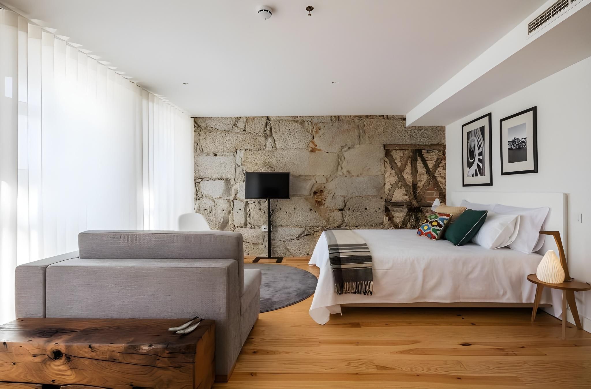 undefined Porto River 7