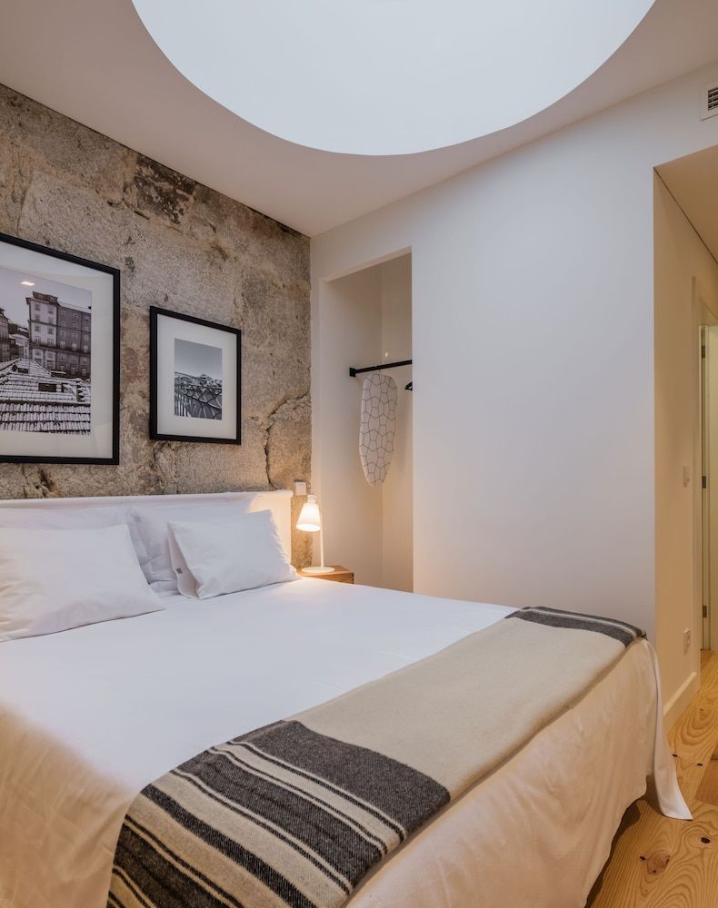 undefined Porto River 9