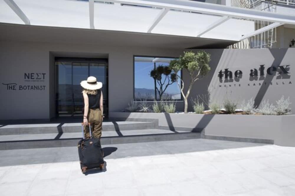 undefined The Alex Monte Kastella 7