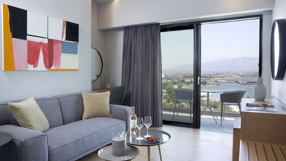 undefined The Alex Monte Kastella 5