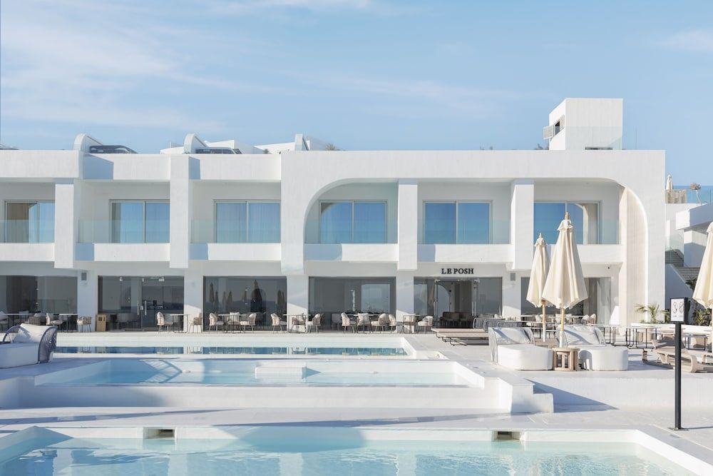undefined White Hills Resort 10