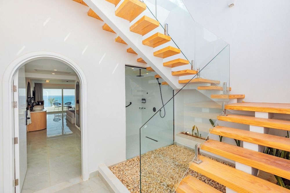 undefined White Hills Resort 5