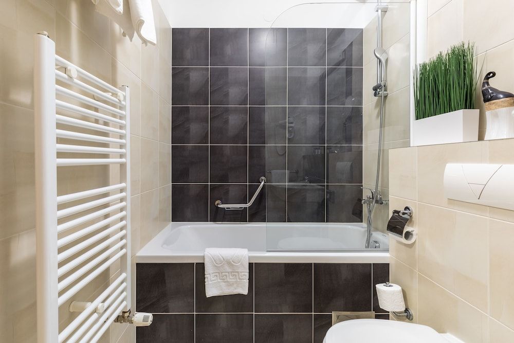 Hotel Mondo Standard Twin Room 11