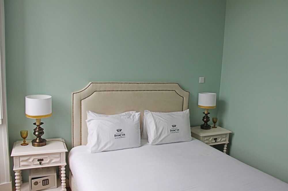 Casa do Príncipe Double Room, 1 Queen Bed (Historic) 8