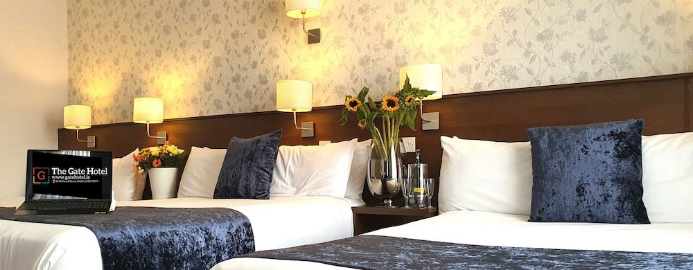 undefined The Gate Hotel 3