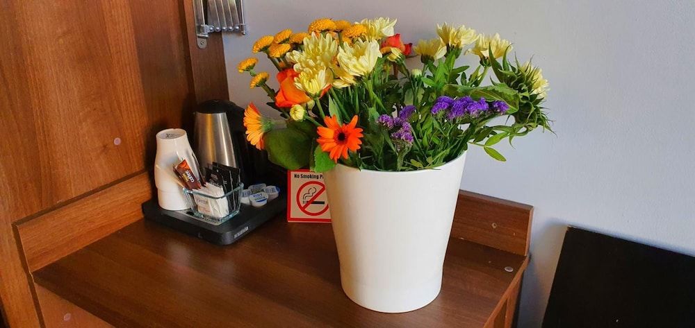 undefined The Gate Hotel 5