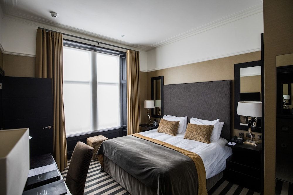 The Rothesay Suite