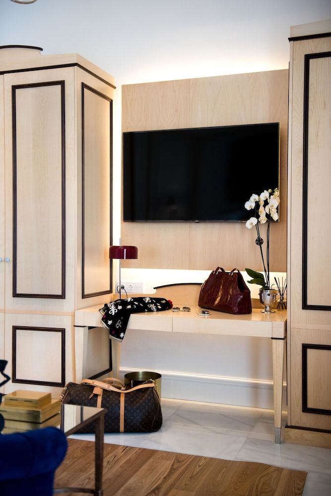 Hotel Casa Palacio María Luisa 5* GL by Kaizen Hoteles Premium Double Room, 1 King Bed 10