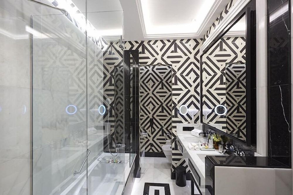 Hotel Casa Palacio María Luisa 5* GL by Kaizen Hoteles Premium Double Room, 1 King Bed 6