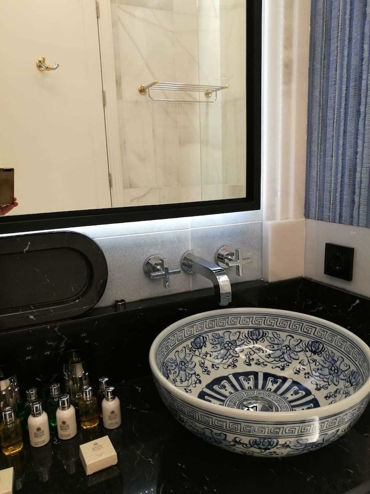 Hotel Casa Palacio María Luisa 5* GL by Kaizen Hoteles Premium Double Room, 1 King Bed 9