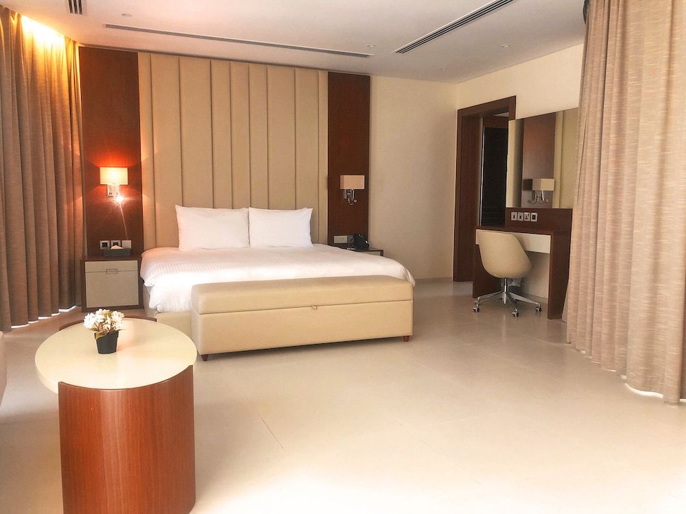 undefined Grand Swiss-Belhotel Waterfront Seef 8