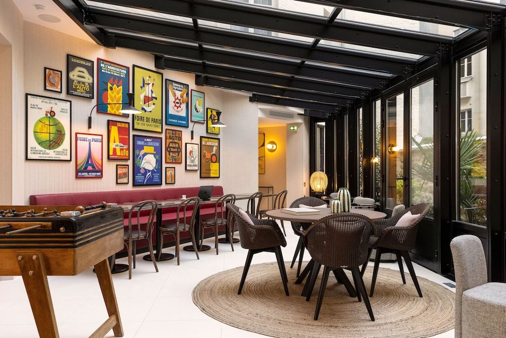 undefined Hotel Moderniste 6