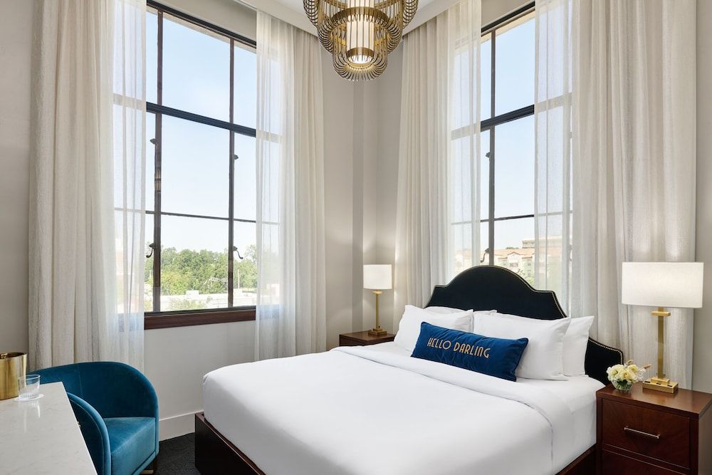 The Darling Hotel Room, 1 King Bed (Guestroom)