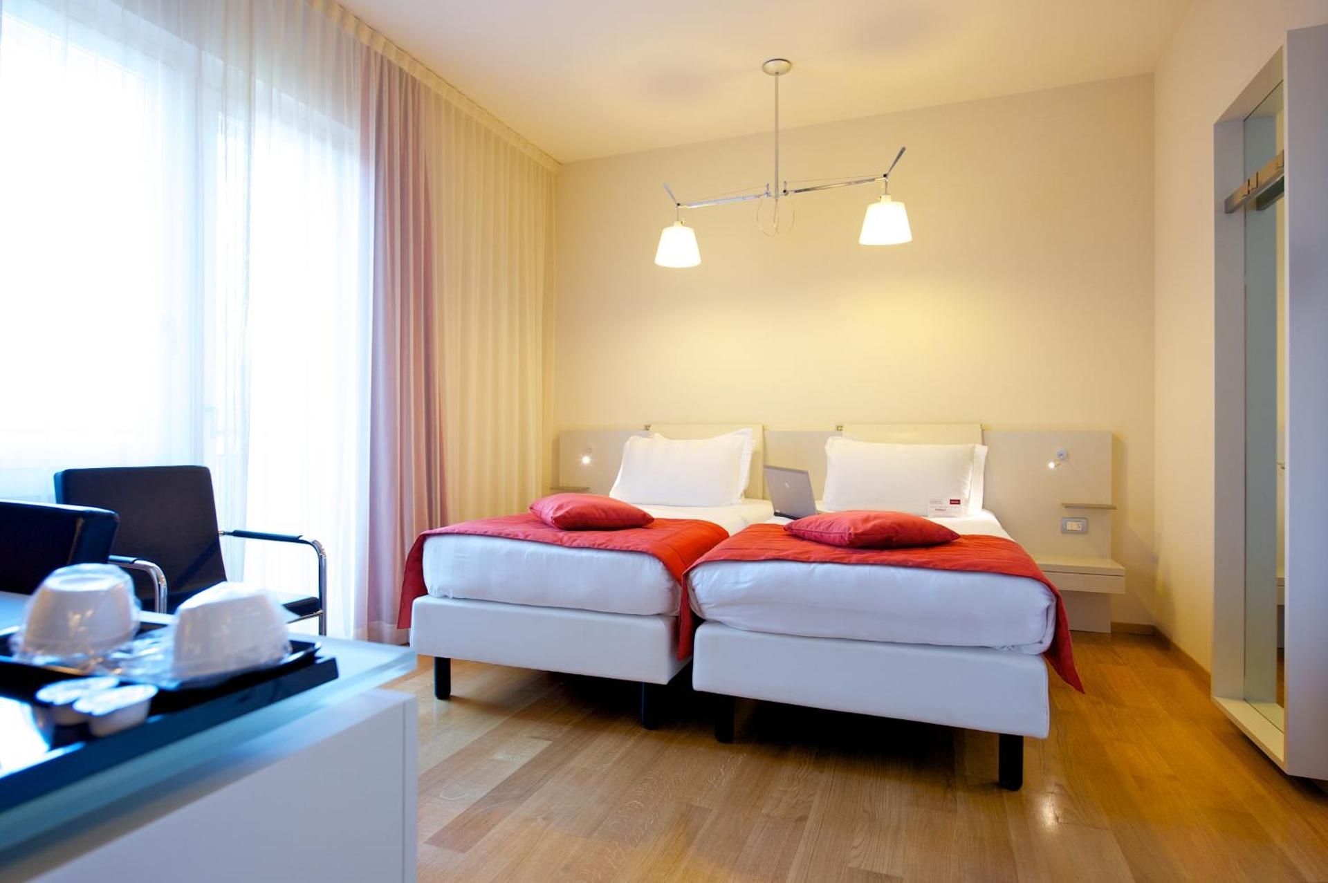 undefined Mercure Milano Solari 5