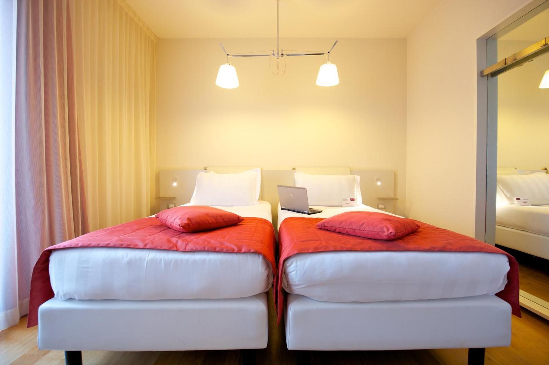 undefined Mercure Milano Solari 6