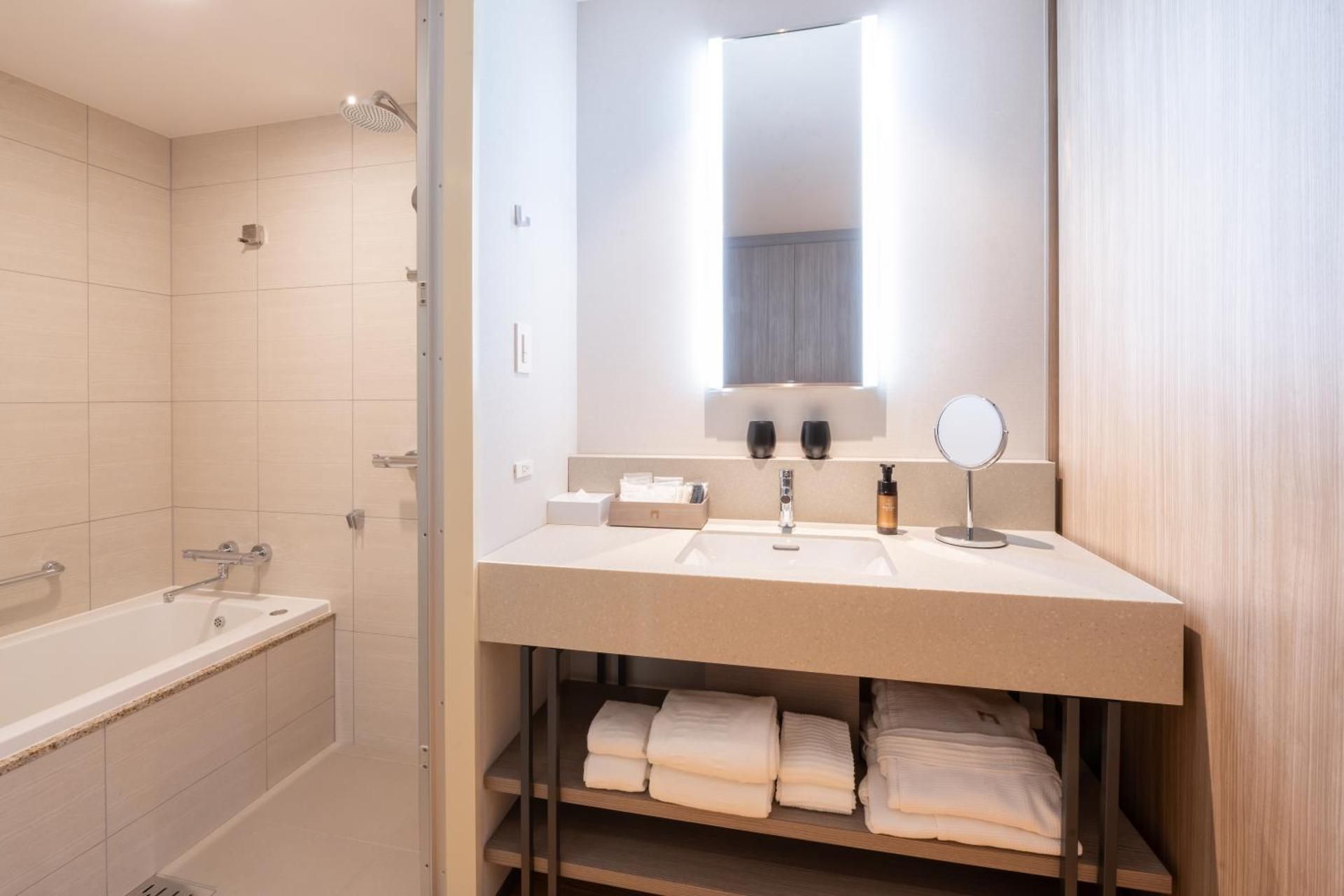 [Schoolhouse] Grace Double Room - Nonsmoking