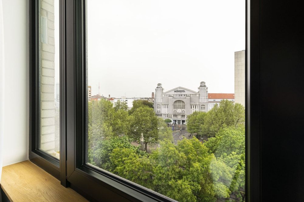 Numa Berlin Drift Large Studio, Kitchenette, Balcony 4