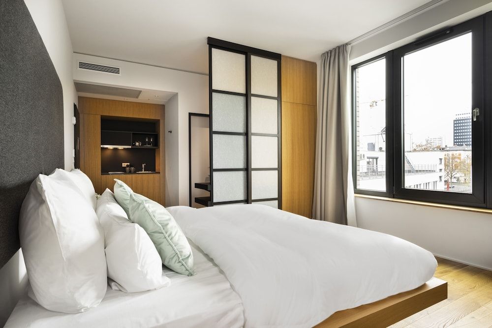 Numa Berlin Drift Large Studio with Kitchenette 3