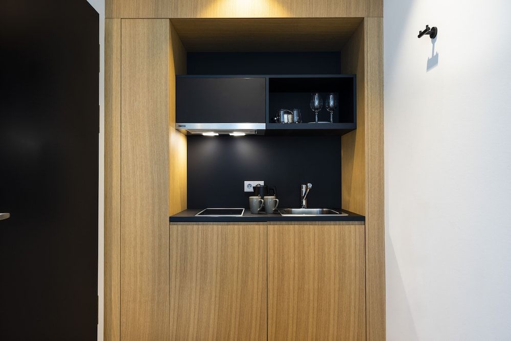 Numa Berlin Drift Large Studio with Kitchenette 22