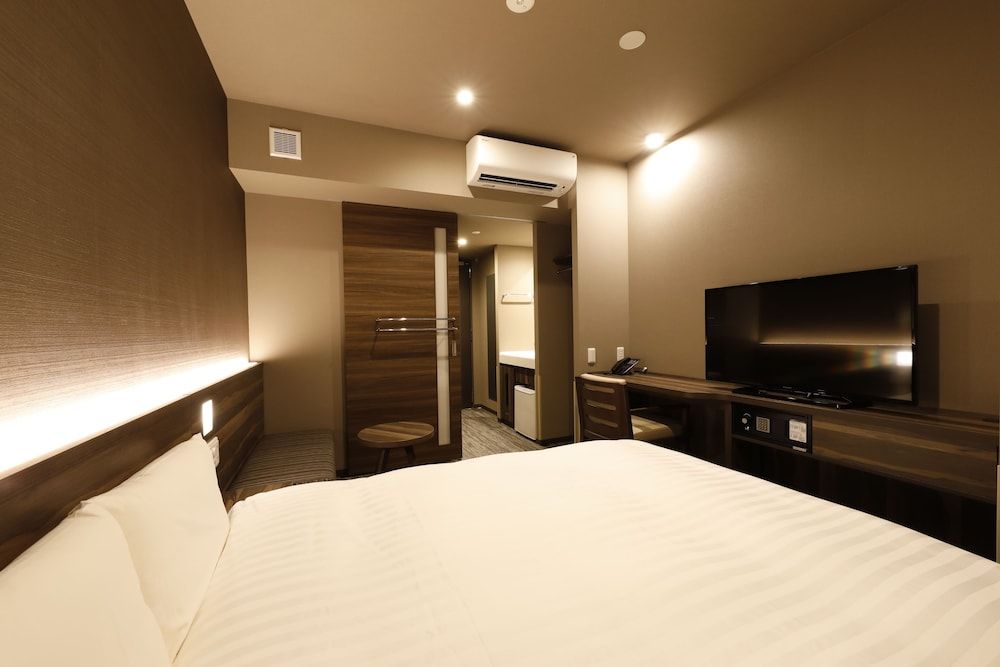 Double Room, 1 Queen Bed
