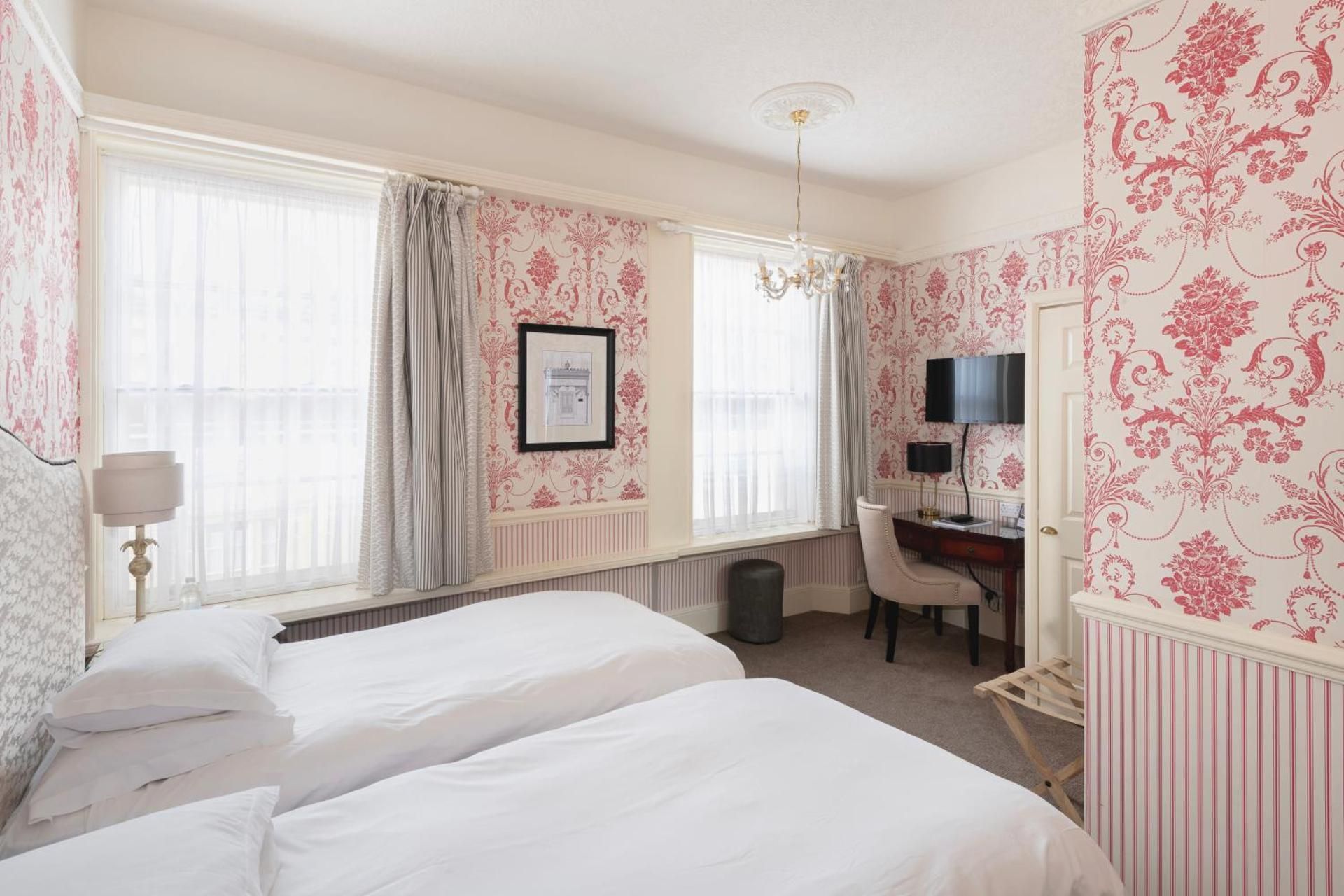 undefined Royal Hotel 7